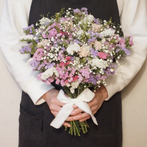 ドライフラワー スターフラワー　カスミソウ　花束　結婚式 結婚祝いのプレゼントにおすすめ】スターチス・カスミソウ