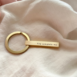 【情人節限定】-黃銅刻字鑰匙圈-浪漫版 第5張的照片