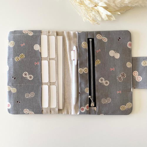 リニューアル✨北欧柄ちょうちょ マルチケース 母子手帳ケース