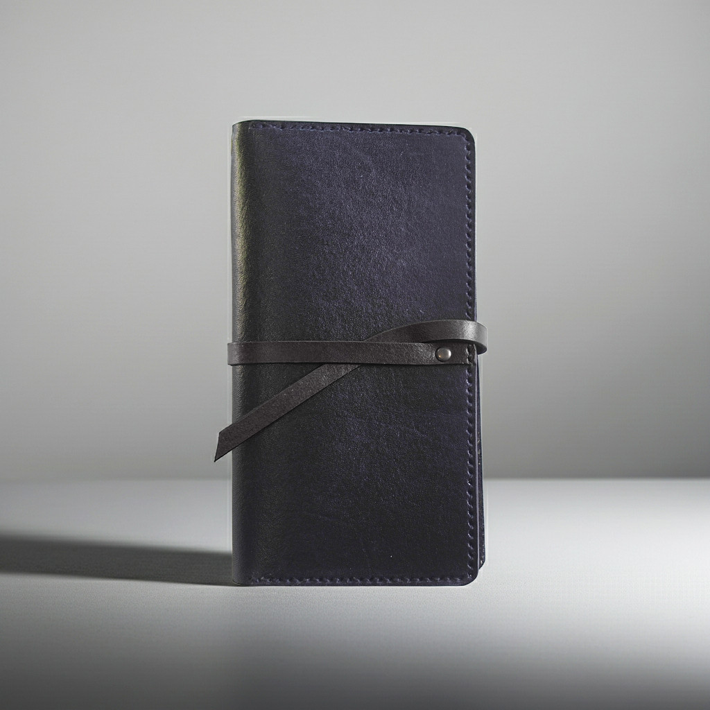 【iPhone全機種】スタイリッシュな紐留めタイプの本革手帳型ケース iPhone17シリーズ対応