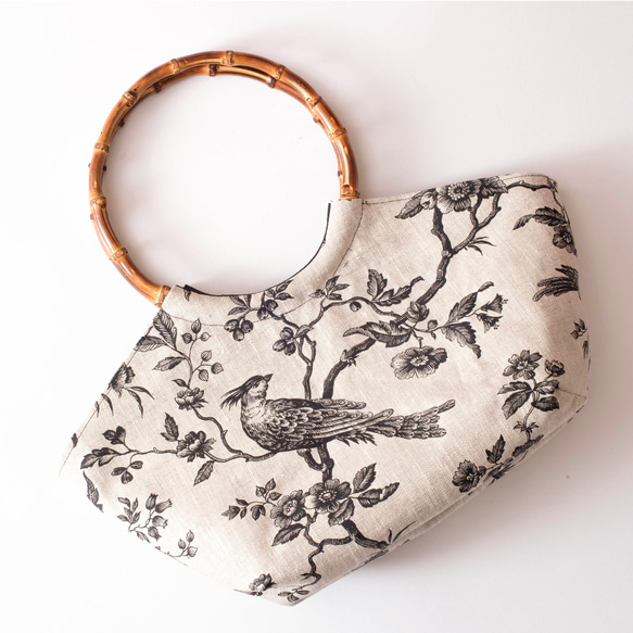【バンブー持ち手の大人かわいい布バッグ】高級インポート生地　軽量　鳥　バンブーバッグ 7枚目の画像