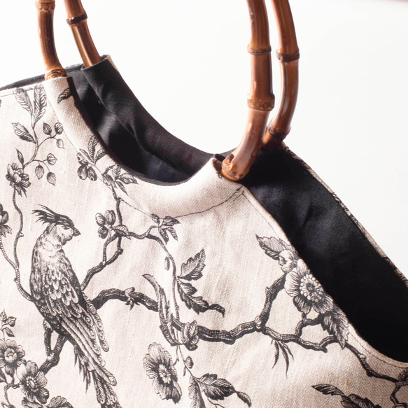 【バンブー持ち手の大人かわいい布バッグ】高級インポート生地　軽量　鳥　バンブーバッグ 5枚目の画像