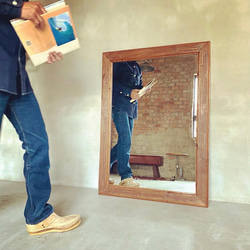 数量限定　WMW-B　古材　鏡　ミラー　木製枠　壁掛け　置き鏡　美容室　中型　サロン　アパレル店　ご自宅 1枚目の画像