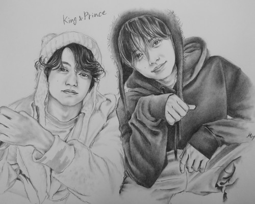 B5サイズの似顔絵描きます！(1人～4人まで) 絵画 実幸 通販 7667797