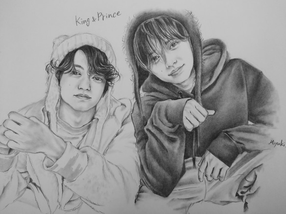 B5サイズの似顔絵描きます！(1人～4人まで) 絵画 実幸 通販 7667797