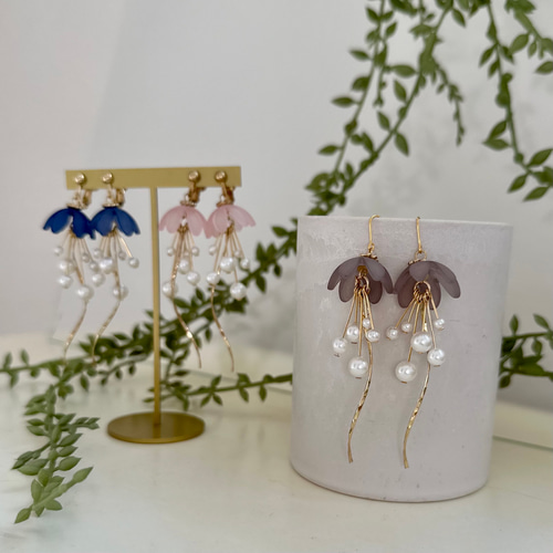 ゆらゆら花くらげピアス・イヤリング ピアス（フック・チェーン