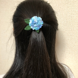 紫陽花のヘアーゴム（ブルー系） 3枚目の画像
