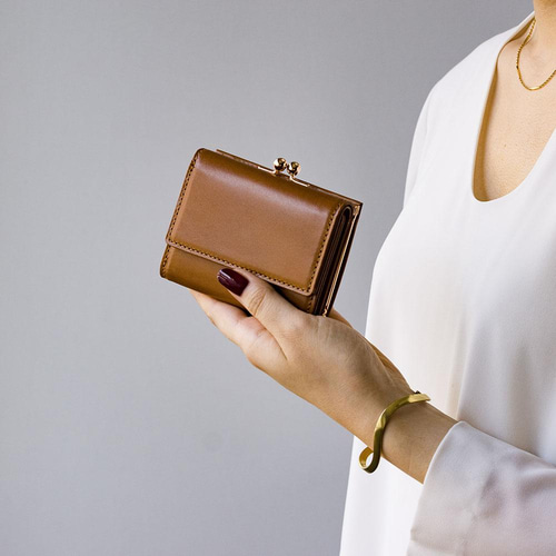 刻印可】手に収まるコンパクトなサイズ感 がま口ミニ財布 アリアナ