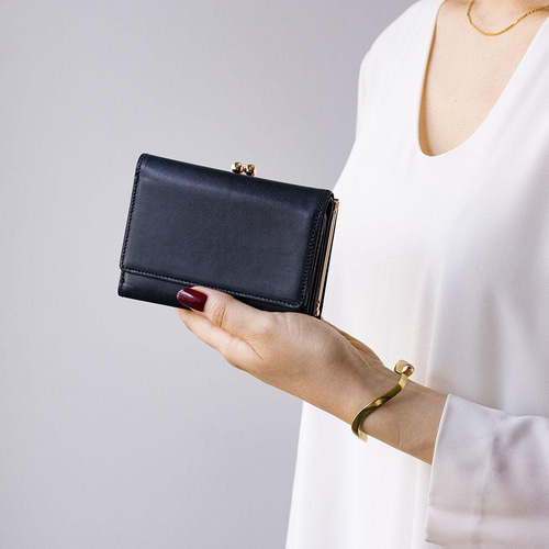 刻印可】ミドルサイズで使いやすい！ がま口三つ折り財布 アリアナ