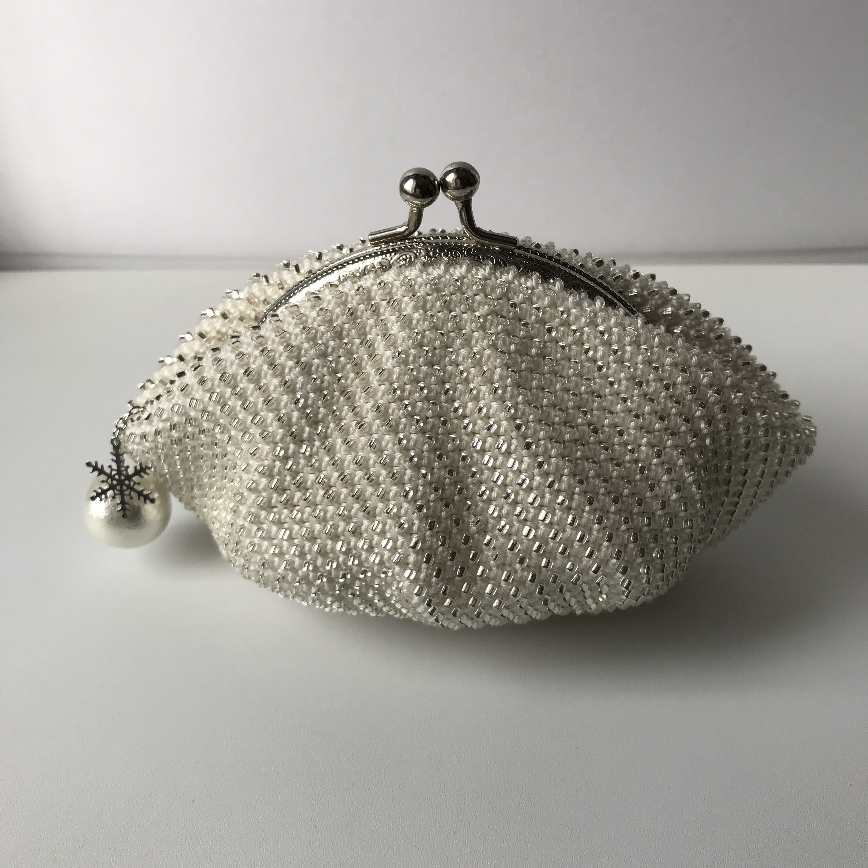Beaded Purse --Snow Crystal-- Ivory (L)