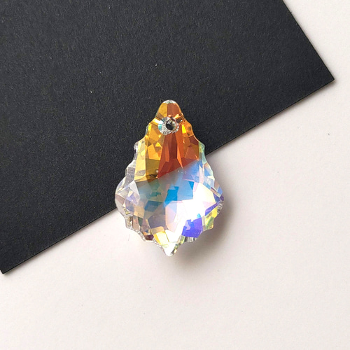 【国内即発】きらきらクリスタルピアス♪ギフトに最適☆箱付き♪ 8_000000000920.jpg?1680237815