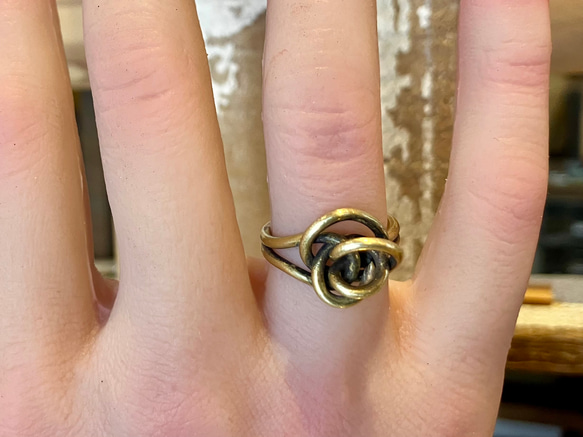 沖縄の士族の伝統の縁を結ぶ400年の歴史を持つ指輪〝結び指輪〟【送料無料】 6枚目の画像