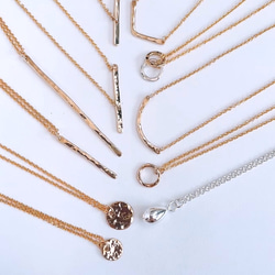 日向坂46着用＊送料無料【14kgf】月ネックレス / 槌目 / mini（40cm）ゴールド　チェーン　華奢　シンプル 3枚目の画像