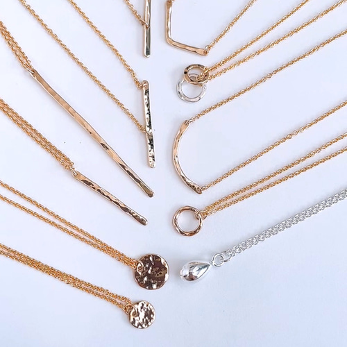 日向坂46着用＊送料無料【14kgf】月ネックレス / 槌目 / mini（40cm