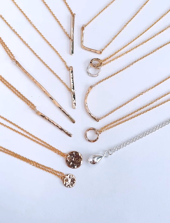 日向坂46着用＊送料無料【14kgf】月ネックレス / 槌目 / mini（40cm）ゴールド　チェーン　華奢　シンプル 3枚目の画像