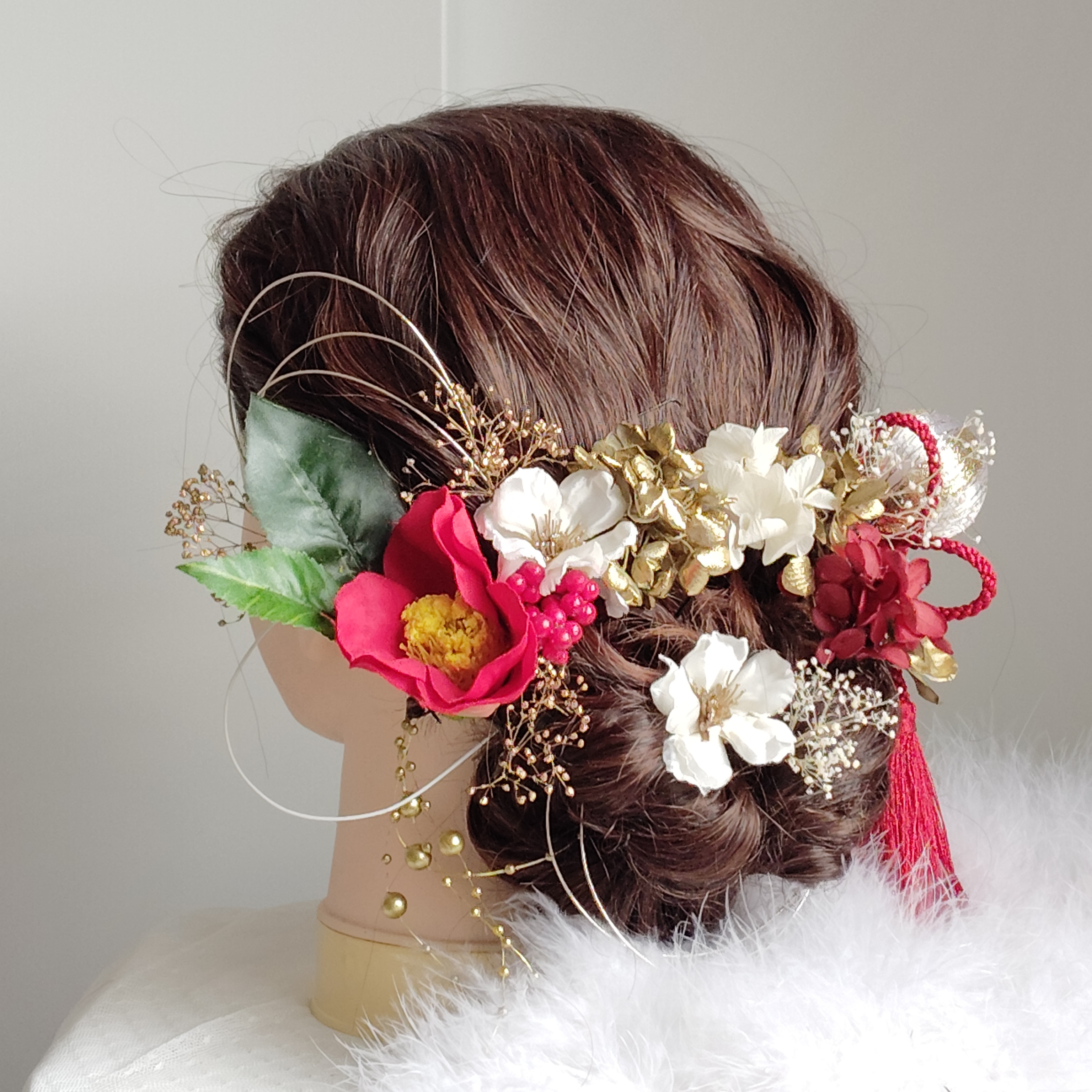 花華＿　枝垂れパールの和装髪飾り　ツバキ　紅椿　つばき　結婚式　卒業式髪飾り　成人式　成人式前撮り　前撮り　白無垢
