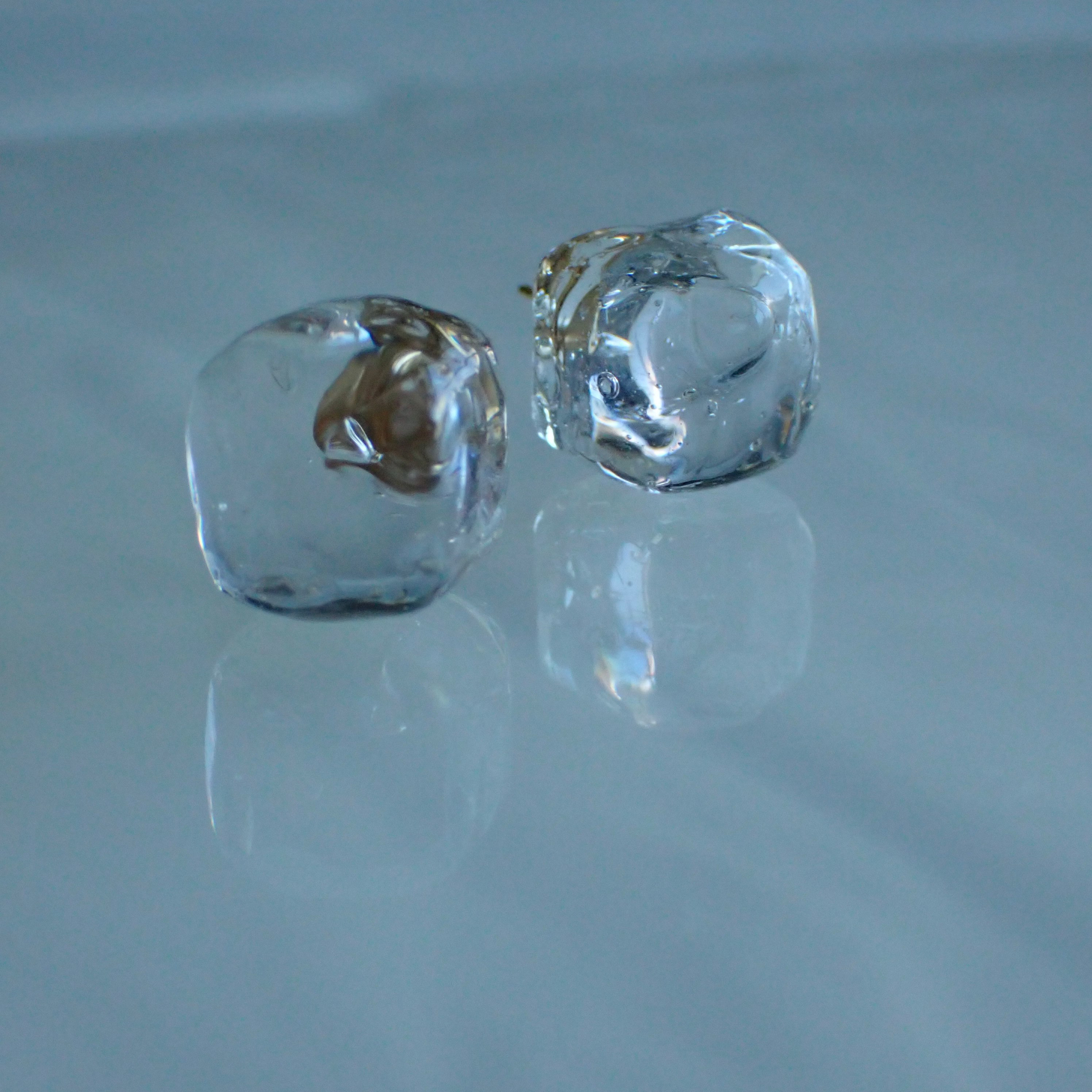 14kgf│ひかりすいこむ氷 ピアス/イヤリング