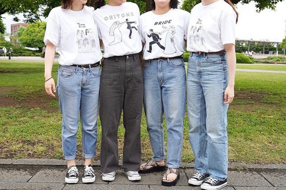Bride&Groom お揃いTシャツ 2枚セット │ 結婚祝い ウェディング 前撮り ペアT 3枚目の画像