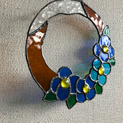 ステンドグラス・サンキャッチャー（青い小花） 3枚目の画像