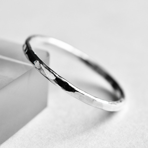 φ1.5㎜ シルバーリング 槌目｜silver950 シルバー950 細め シンプル