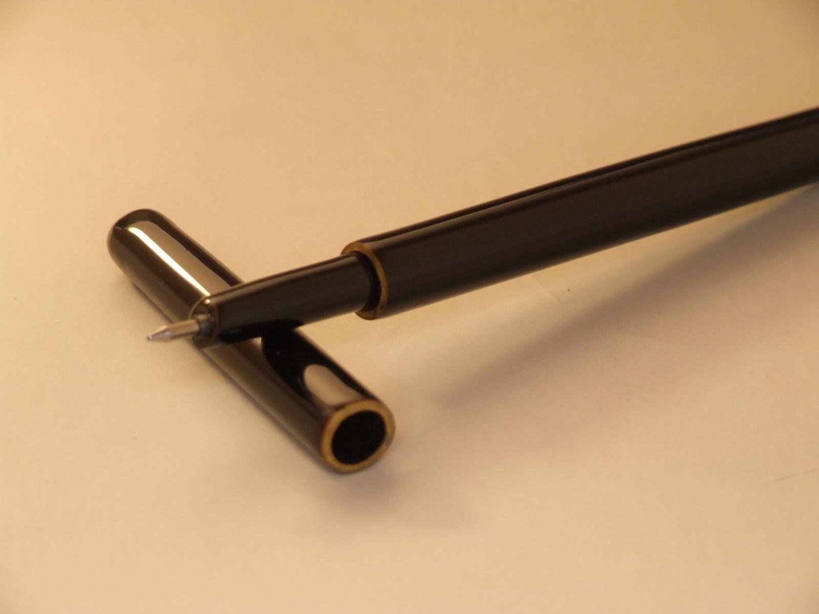 限定品ボールペン葉巻型溜　r4-4-3-10　羽ペンよりも軽く手に吸い付く気持ち良さ書くほどに落ち着いた字を書く不思議！