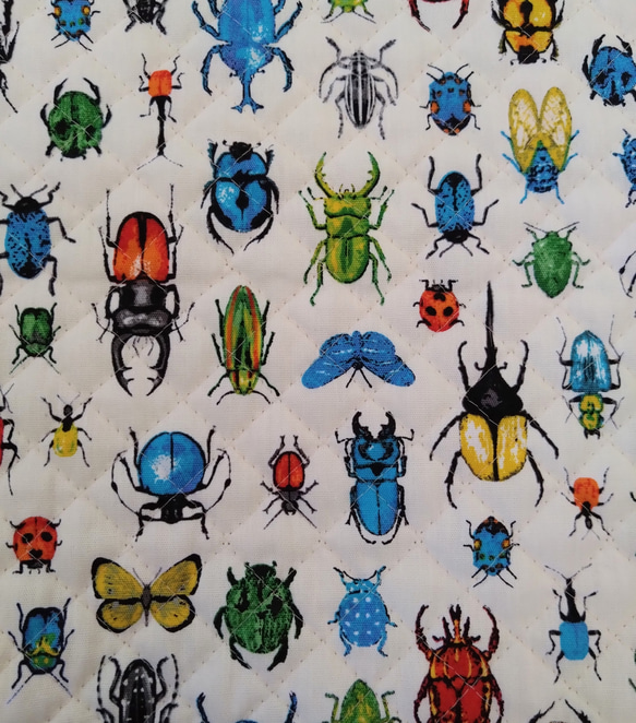 ◆33×33  虫⋆°｡✩昆虫がたくさん⋆°｡✩座布団タイプの防災頭巾カバー  キルティング 7枚目の画像