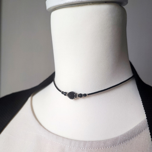 小さめブラックオニキスのシンプルチョーカーネックレス チョーカー