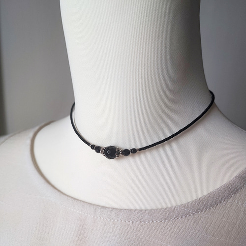 小さめブラックオニキスのシンプルチョーカーネックレス チョーカー
