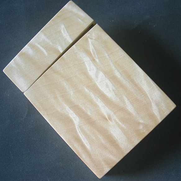 自然の詩 - 真珠の輝き【栃】木製名刺入れ・・・【即日発送】 2枚目の画像