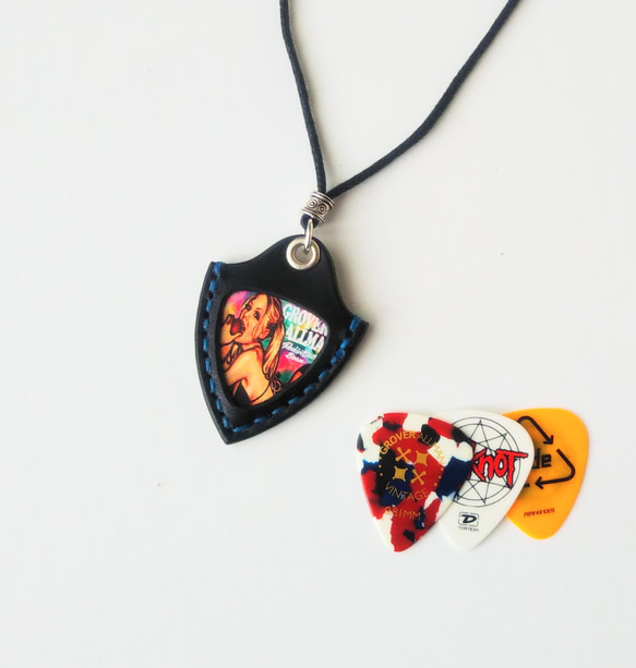 現在入手不可 Hysteric Glamour ギターピック ネックレス ケース Hysteric Glamour ギターピック3連シルバーネックレス 現在入手不可