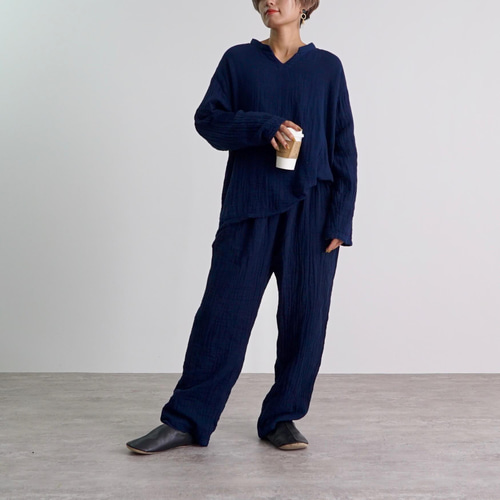 UZUiRO キーネックガーゼロンT/ネイビー/知多木綿3重ガーゼ キーネックガーゼロンT | ネイビー - UZUiRO/公式オンラインショップ