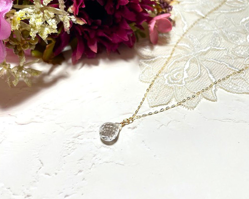 リニューアル* 18K 天然水晶の一粒キラキラドロップネックレス