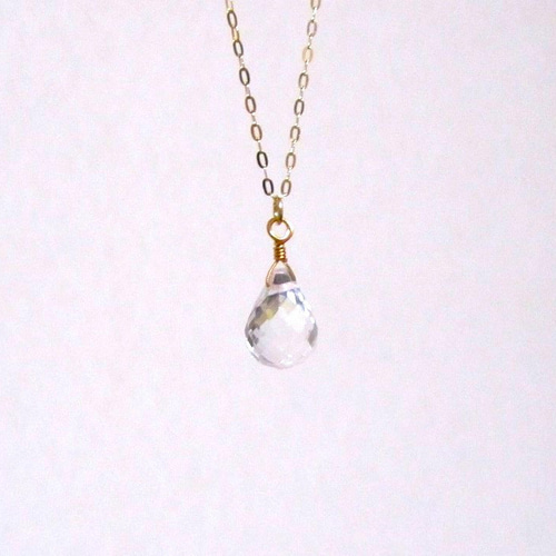 リニューアル* 18K 天然水晶の一粒キラキラドロップネックレス