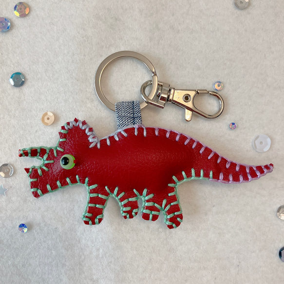 正規品SAINT LAURENT 恐竜キーホルダー 20180522105916471_215.jpeg