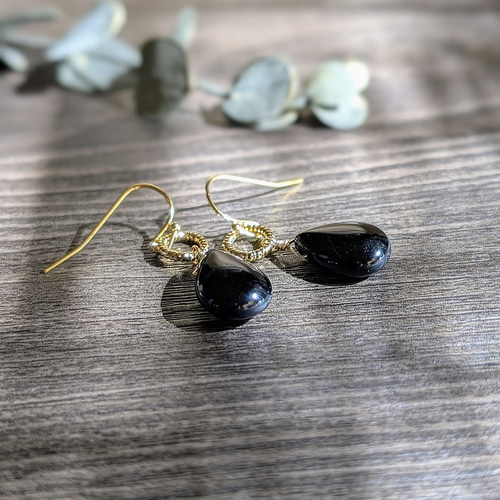 No.1426 大粒 大変希少 モルダバイト 平ドロップ ピアス イヤリング No.1426 大粒 大変希少 モルダバイト 平ドロップ ピアス イヤリング