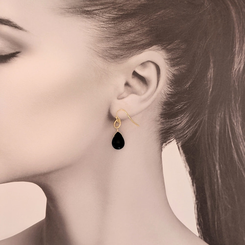 障害を跳ね除ける天然石【モリオン】黒が美しい ティアドロップピアス