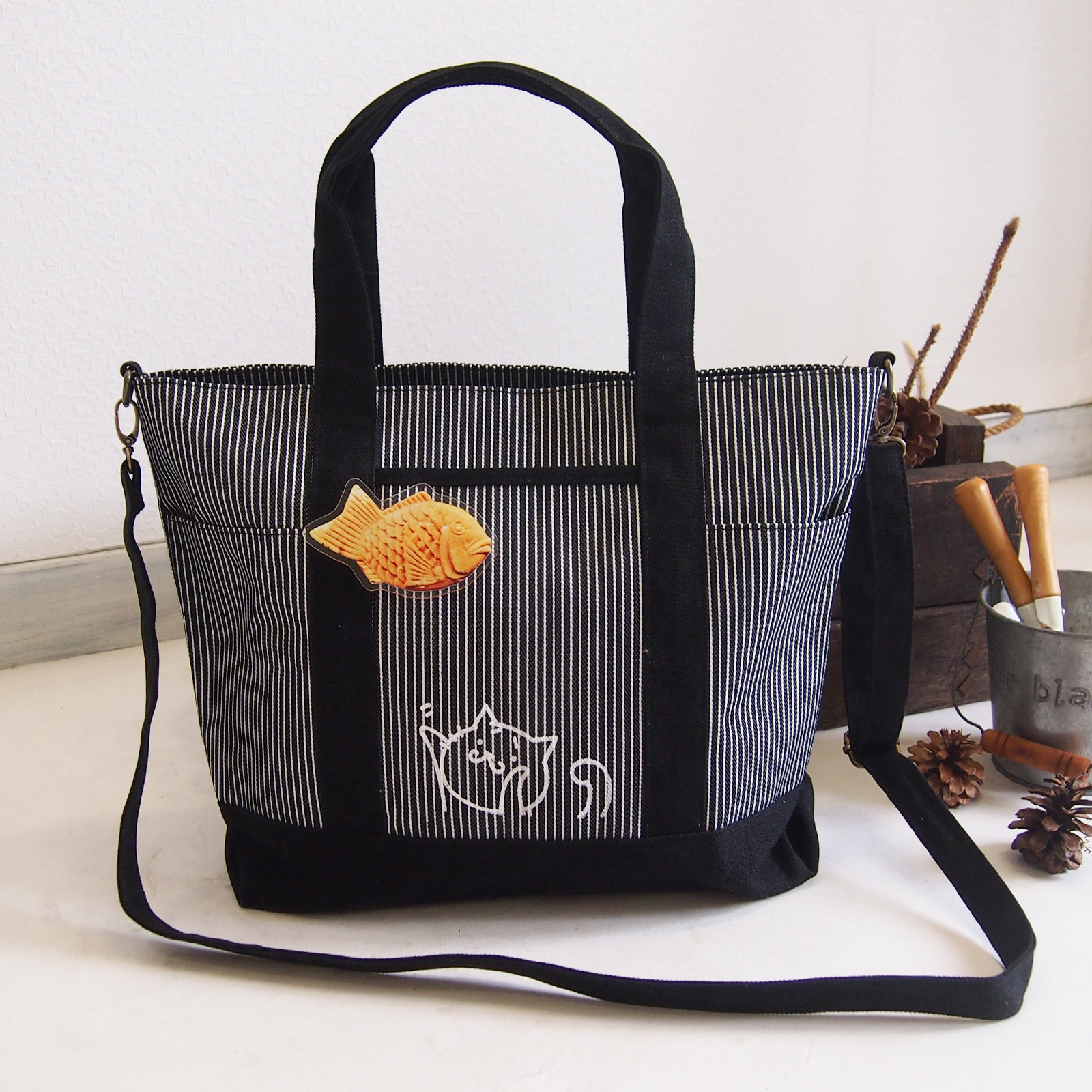 便利ファスナー ポケット 2WAYショルダートートバッグL帆布 猫 たい焼き ヒッコリー黒
