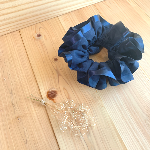 ACCA ネイビー フリルシュシュ ゴム替え可能 ボリュームたっぷり 華やか ダブルフリルシュシュ サテン