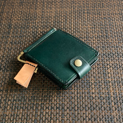 [深綠色染料] 錢夾變成扁平寬度 85 毫米 4 卡 + 多口袋紙幣夾 MC-10dgn Nume 皮革 第7張的照片