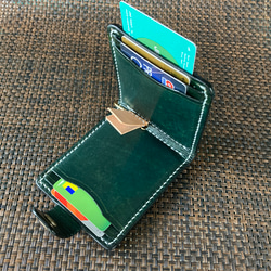 [深綠色染料] 錢夾變成扁平寬度 85 毫米 4 卡 + 多口袋紙幣夾 MC-10dgn Nume 皮革 第9張的照片