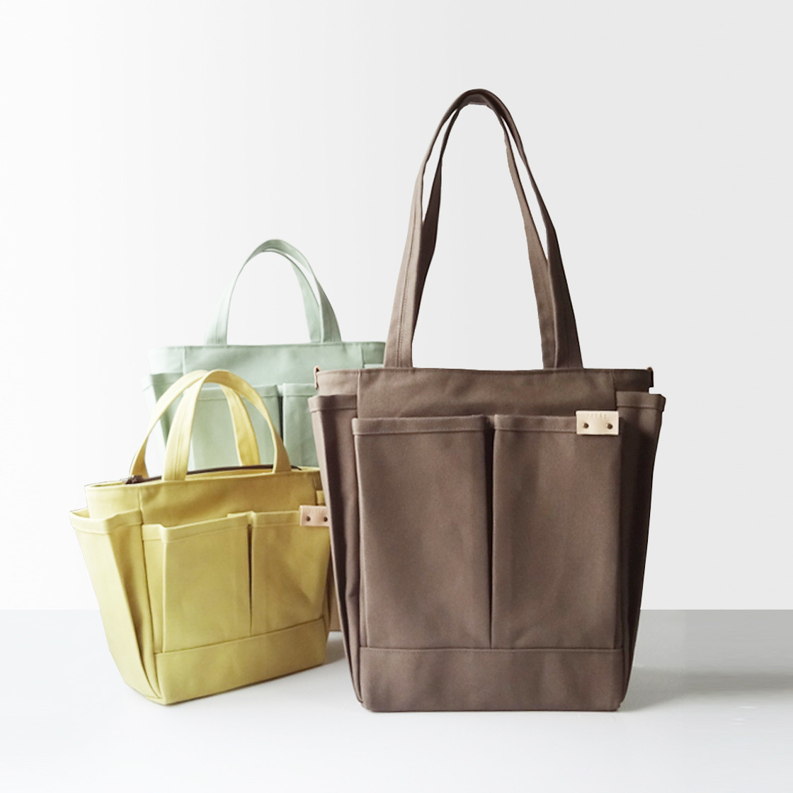 【769f.c.色々選べる】ポケットいっぱいトート(Lサイズ・全24色)