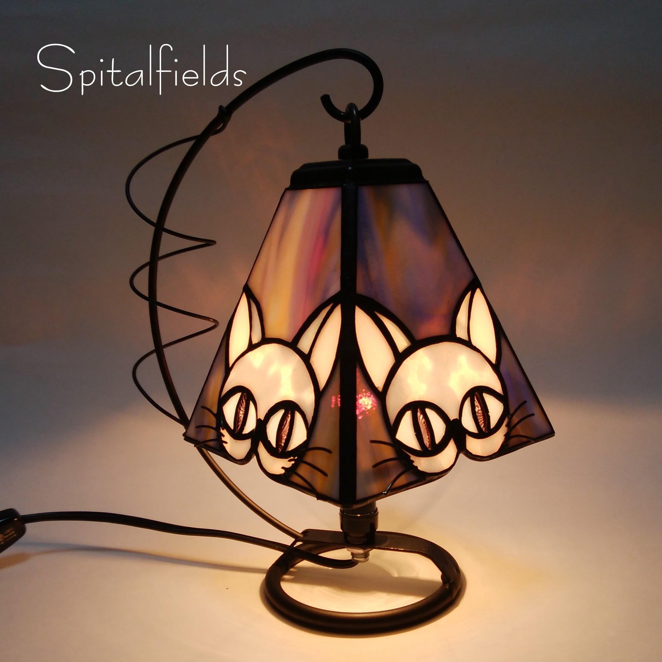 猫のランプI（白猫）