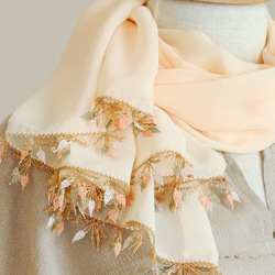 [Made to order] OYA Needlelace chiffon shawl [LEAF] Apricot 第2張的照片