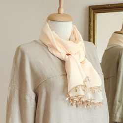 [Made to order] OYA Needlelace chiffon shawl [LEAF] Apricot 第4張的照片