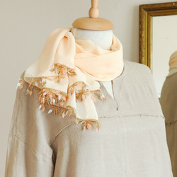 [Made to order] OYA Needlelace chiffon shawl [LEAF] Apricot 第1張的照片