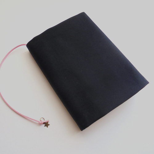 usagi3　聖書カバー　讃美歌カバー　こどもさんびかカバー　濃紺　男の子 手刺繍 聖書カバー 讃美歌カバー こどもさんびか 文庫本 濃紺