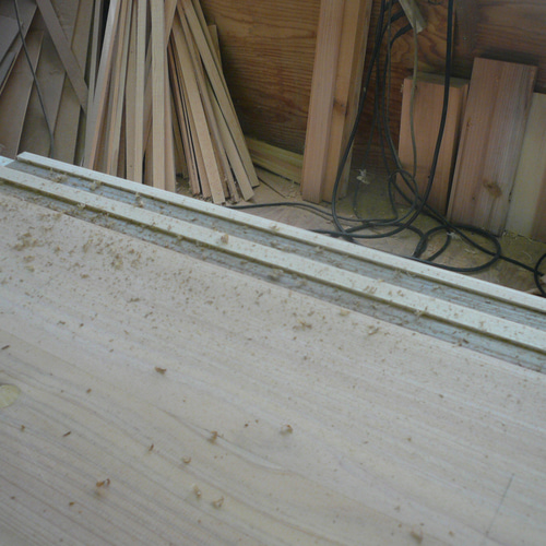 古家具の木肌のやさしい引き戸キャビネット 古家具の木肌のやさしい引き戸キャビネット