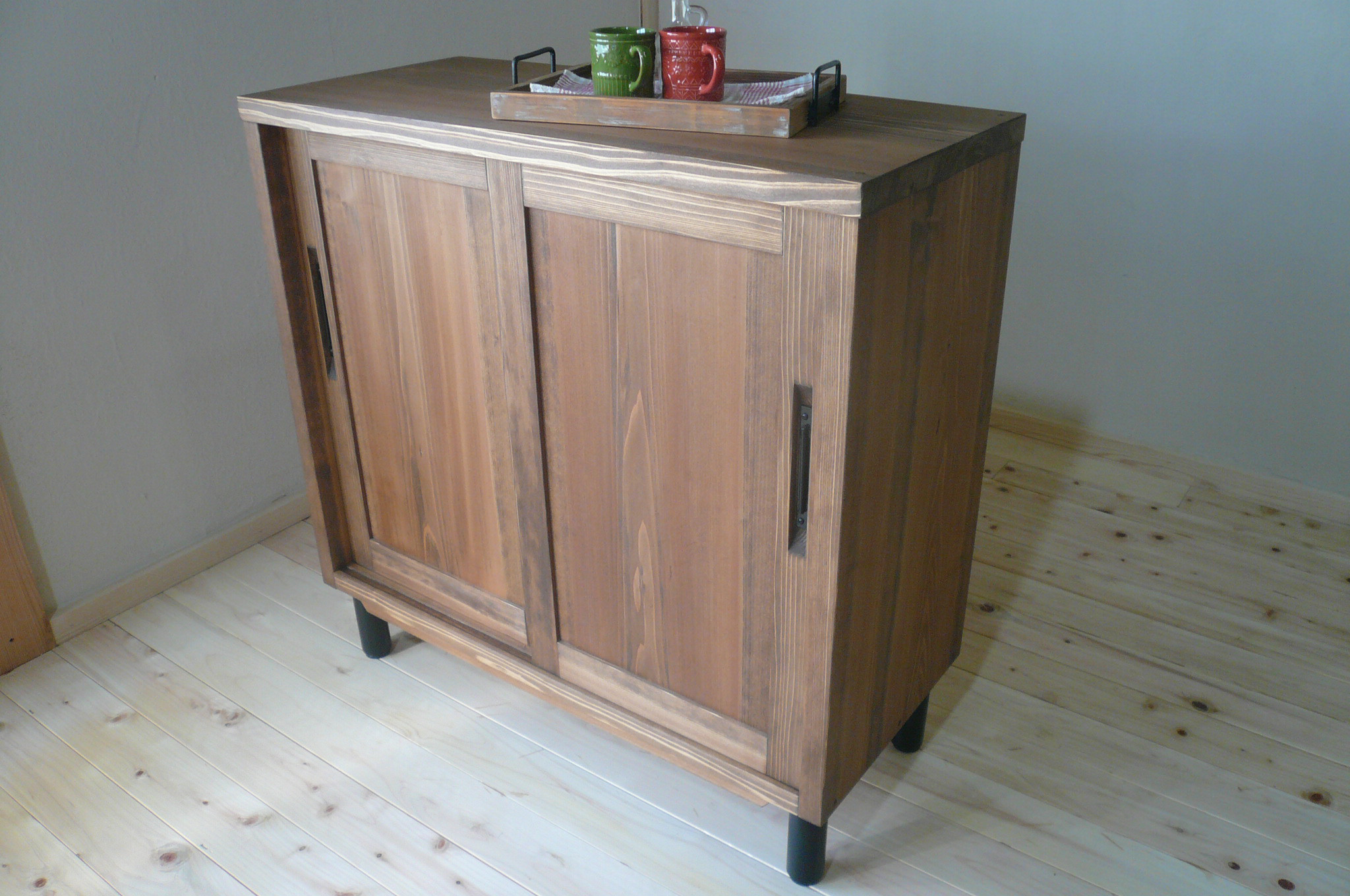 新生活応援キャンペーン　天然木のナチュラルなカウンターキャビネット【引き戸】