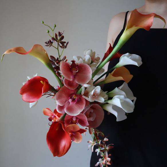 ピーチオレンジとくすみピンクの大人可愛いブーケ ウェディングブーケ