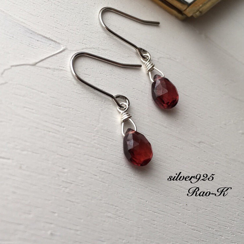 ✨silver925ガーネットのピアス/イヤリング ピアス（フック